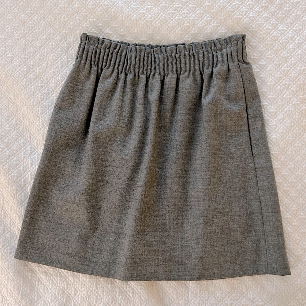 JCrew Wool Skirt. Great condition. Hits just above the knee. Lined.